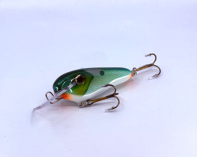 Baker | 4" square bill